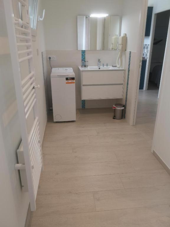Place Alexandre Stanier Apt N 7 Avec Terrasse Asnelles Exteriör bild